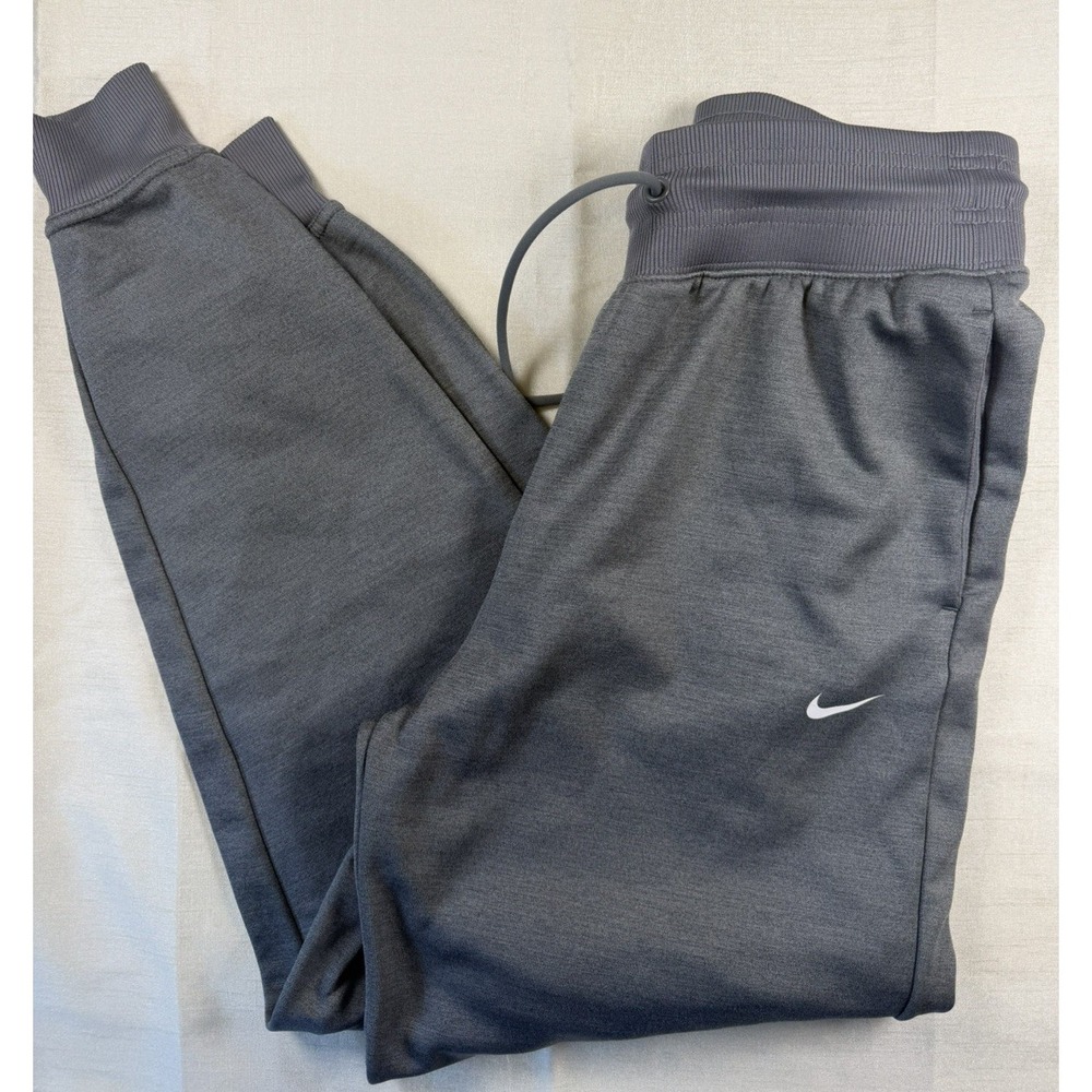 Nike Therma-Fit Jogger Grey NWOT Women's Size Small jogger